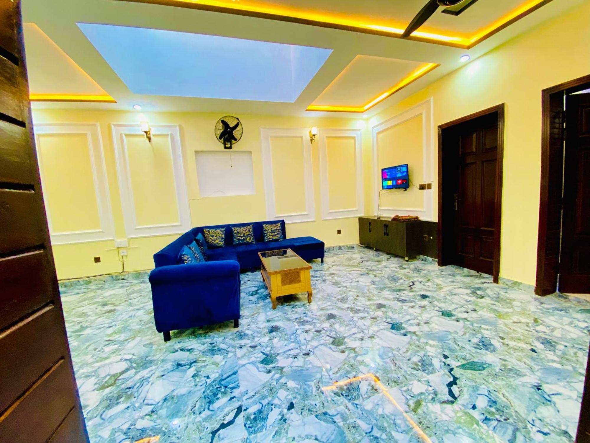 Moonlight Guest House Rawalpindi Bagian luar foto