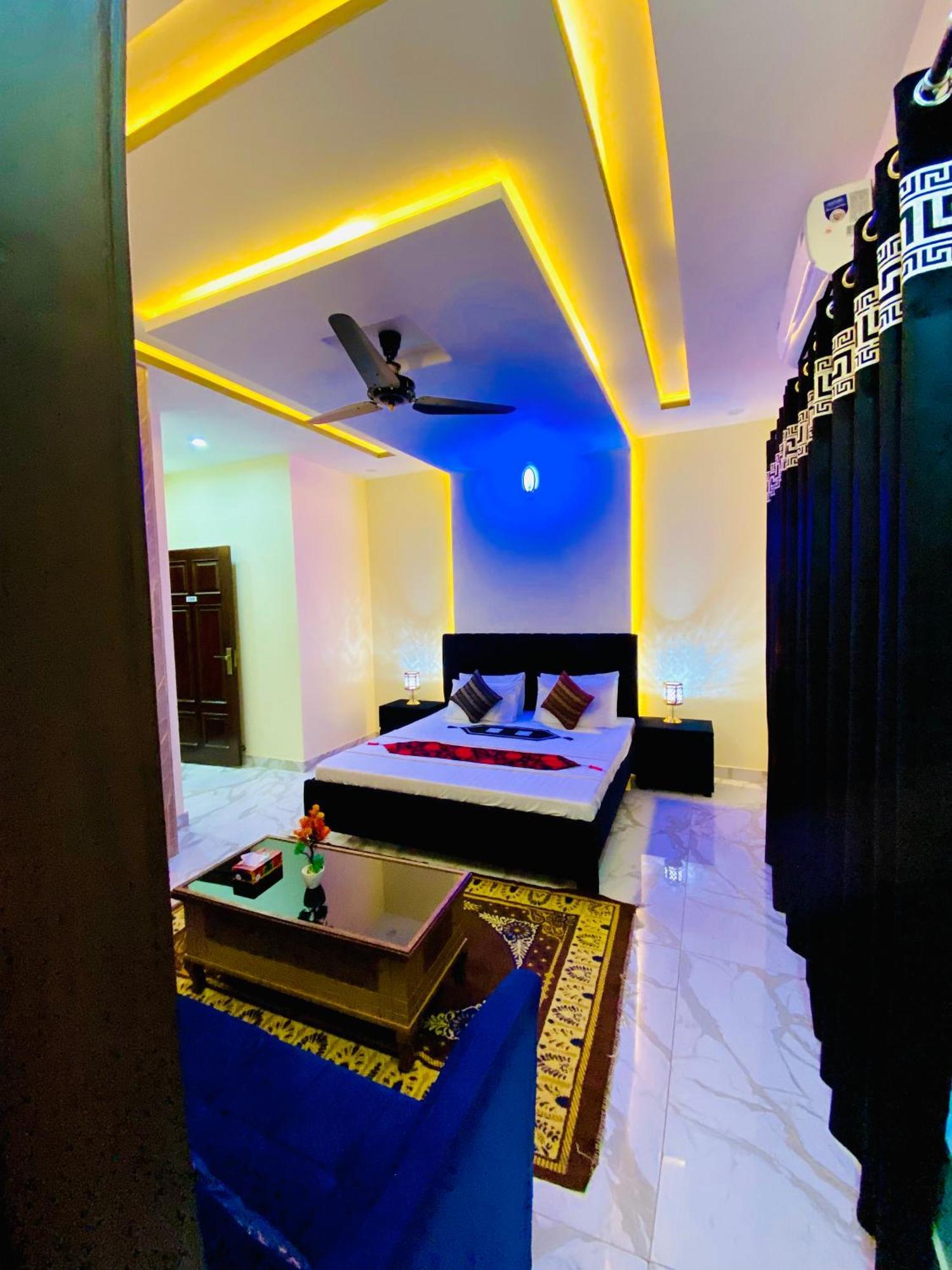 Moonlight Guest House Rawalpindi Bagian luar foto
