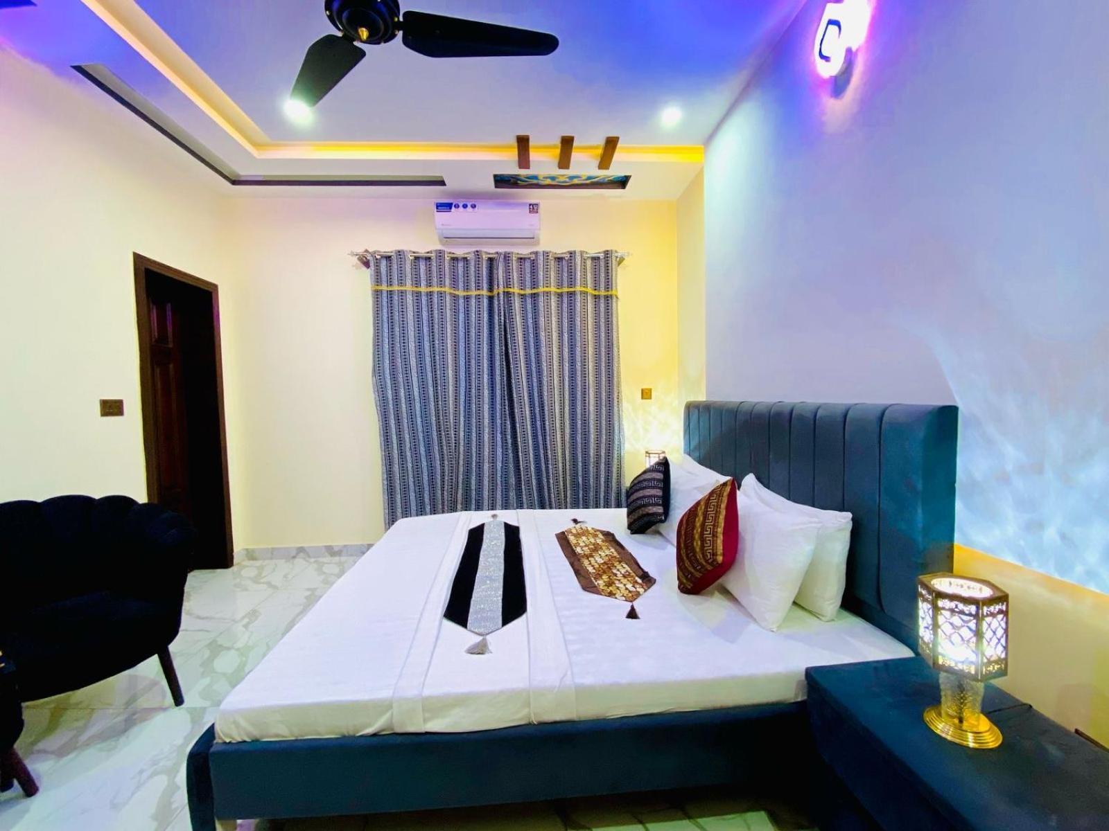 Moonlight Guest House Rawalpindi Bagian luar foto